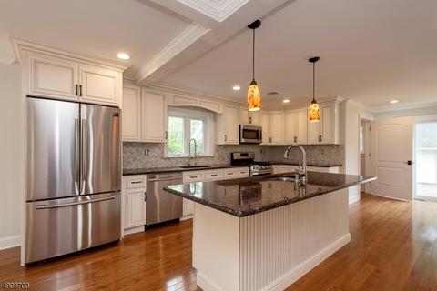 23 North St, Dover, NJ 07801 photo 3