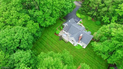 10 Cherry Ln, Mendham, NJ 07945 photo 3