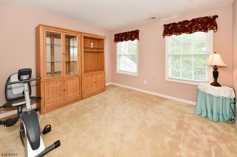 187 Levinberg Ln, Wayne, NJ 07470 photo 19