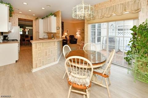 187 Levinberg Ln, Wayne, NJ 07470 photo 11