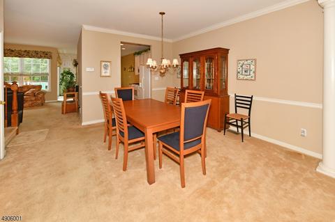 187 Levinberg Ln, Wayne, NJ 07470 photo 6