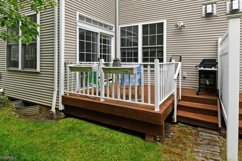 187 Levinberg Ln, Wayne, NJ 07470 photo 3