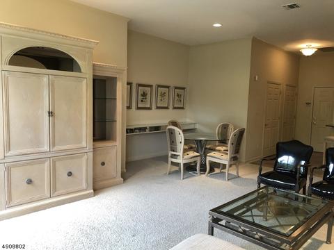 1111 Four Seasons Dr, Wayne, NJ 07470 photo 6