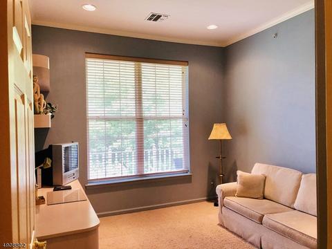 1111 Four Seasons Dr, Wayne, NJ 07470 photo 12