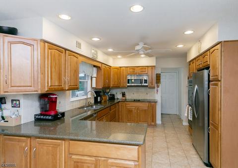 51 Farview Dr, Hackettstown, NJ 07840 photo 12