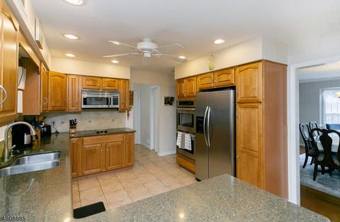 51 Farview Dr, Hackettstown, NJ 07840 photo 13