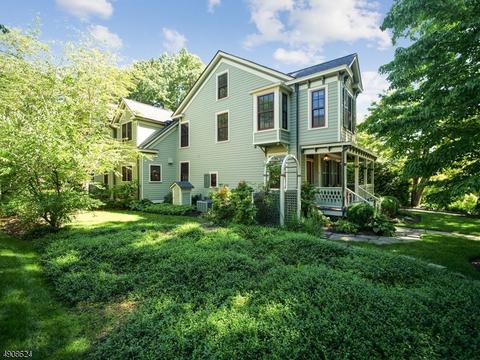 75 Prospect St, Madison, NJ 07940 photo 2