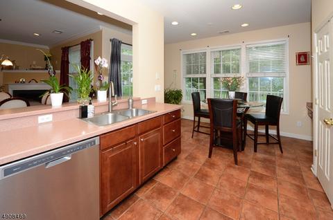 167 Levinberg Ln, Wayne, NJ 07470 photo 6
