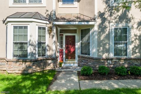 167 Levinberg Ln, Wayne, NJ 07470 photo 3