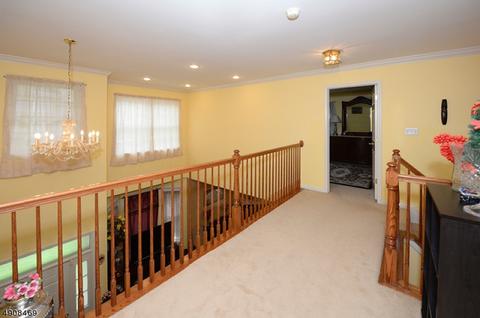 167 Levinberg Ln, Wayne, NJ 07470 photo 13