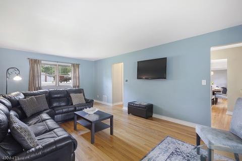 230 Andover Dr, Wayne, NJ 07470 photo 8