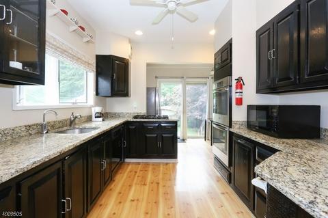 52 Wanamaker Ave, Waldwick, NJ 07463 photo 8