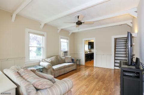52 Wanamaker Ave, Waldwick, NJ 07463 photo 6