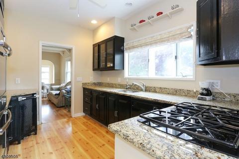 52 Wanamaker Ave, Waldwick, NJ 07463 photo 11