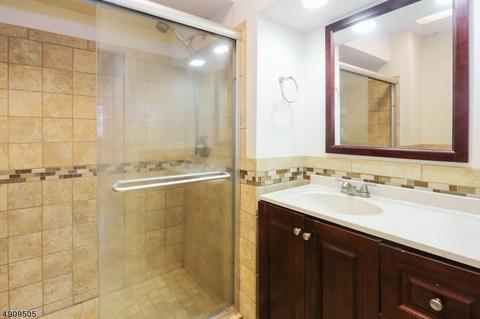 52 Wanamaker Ave, Waldwick, NJ 07463 photo 16