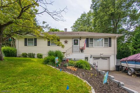 4 Starglo Dr, Hampton, NJ 08827 photo 1