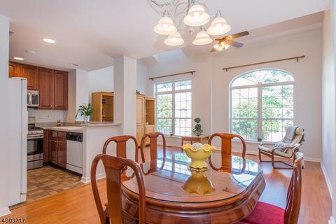 210 Swanstrom Pl E, Union, NJ 07083 photo 6