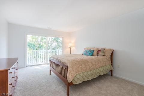 210 Swanstrom Pl E, Union, NJ 07083 photo 16