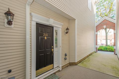 210 Swanstrom Pl E, Union, NJ 07083 photo 19