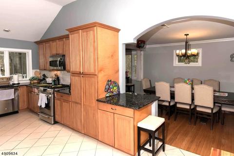 14 Iowa Rd, Wayne, NJ 07470 photo 24