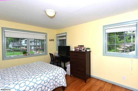 14 Iowa Rd, Wayne, NJ 07470 photo 18
