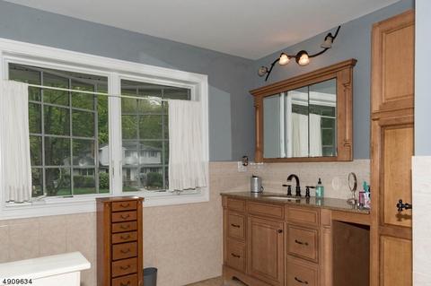 14 Iowa Rd, Wayne, NJ 07470 photo 15