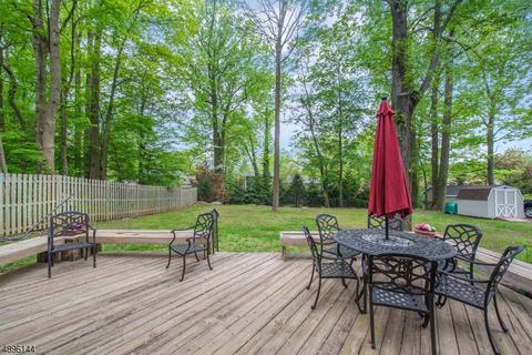 8 Prince Ct, Wayne, NJ 07470 photo 20