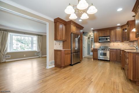 88 Wilson Ave, Wayne, NJ 07470 photo 4