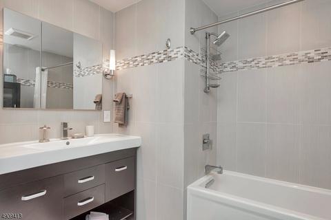 830 Long Hill Rd, Gillette, NJ 07933 photo 18