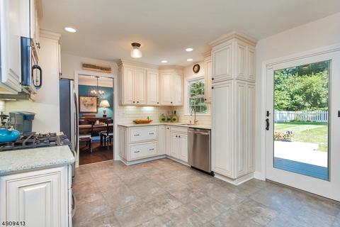 830 Long Hill Rd, Gillette, NJ 07933 photo 7