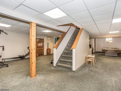 46 Chandler Dr, Wayne, NJ 07470 photo 25