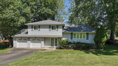 53 Normandy Dr, Wayne, NJ 07470 photo 2
