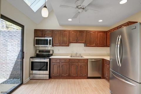 41 Aspen Dr, Bernards, NJ 07920 photo 7