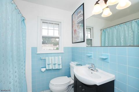 5 Giannone Rd, Wayne, NJ 07470 photo 13