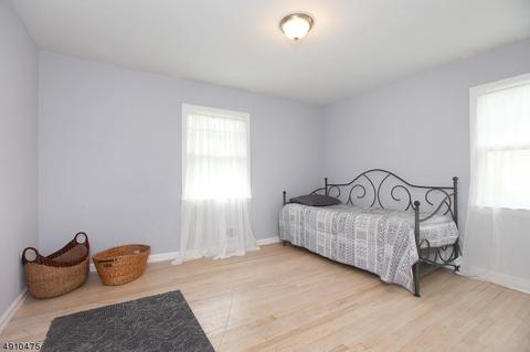 5 Giannone Rd, Wayne, NJ 07470 photo 11