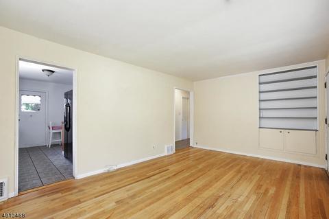409 Mountain Ave, North Plainfield, NJ 07062 photo 4