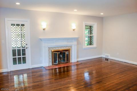 230 E 2nd Ave, Roselle, NJ 07203 photo 4