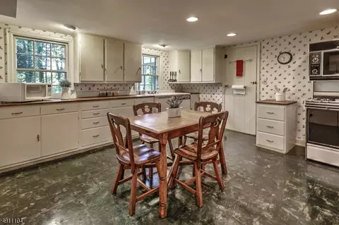 11 Leddell Rd, Mendham, NJ 07945 photo 14