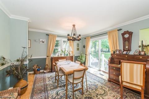 9 Heritage Manor Dr, Wayne, NJ 07470 photo 4