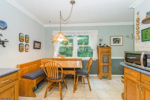 9 Heritage Manor Dr, Wayne, NJ 07470 photo 7