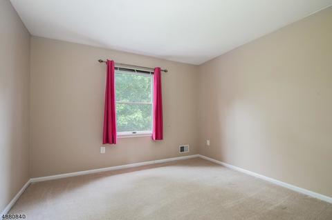 4 Wildflower Ct, Clinton, NJ 08809 photo 14