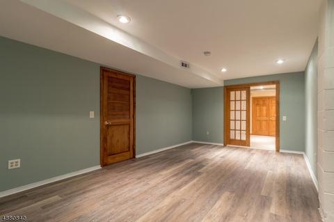 4 Wildflower Ct, Clinton, NJ 08809 photo 16
