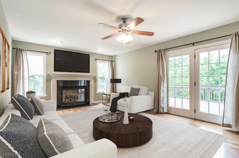 4 Wildflower Ct, Clinton, NJ 08809 photo 7