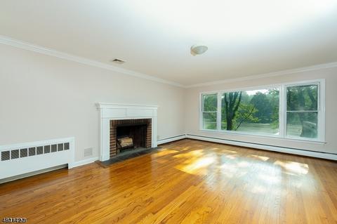 114 W Lake Dr, Wayne, NJ 07470 photo 10