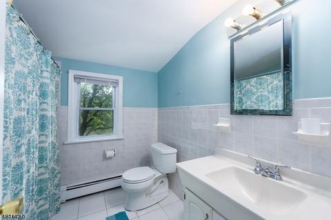 114 W Lake Dr, Wayne, NJ 07470 photo 17