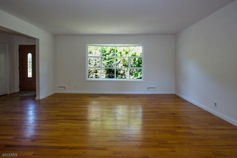 17 Terrace Rd, Wayne, NJ 07470 photo 6