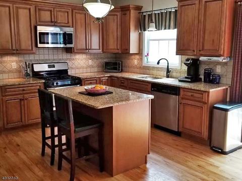 9 Summer Ave, Dover, NJ 07801 photo 4