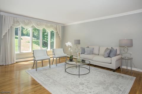 93 Tall Oaks Dr, Wayne, NJ 07470 photo 2