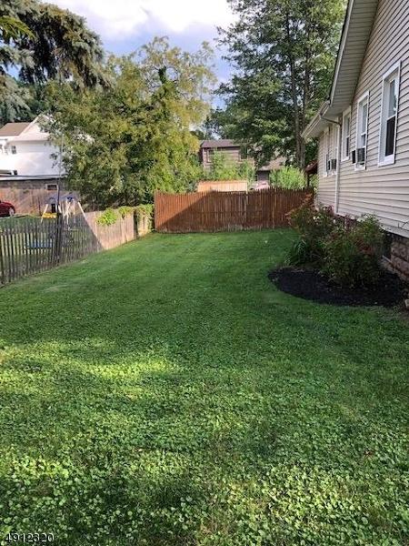 402 E 4th Ave, Roselle, NJ 07203 photo 4