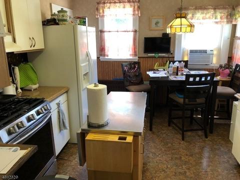 402 E 4th Ave, Roselle, NJ 07203 photo 12